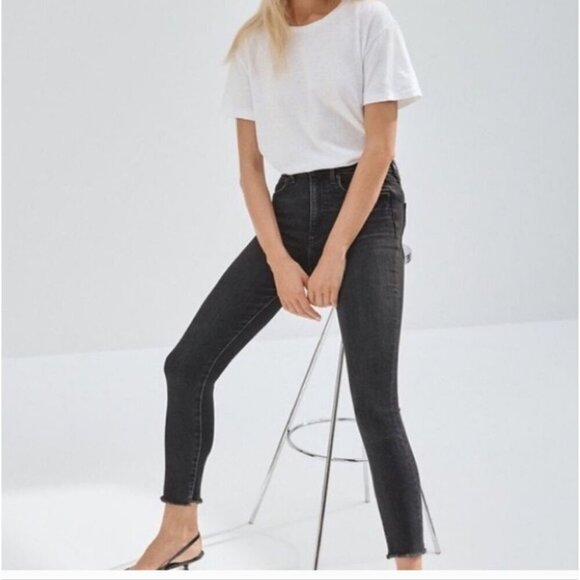 ARITZIA | Denim Forum Lola High Rise Cropped Cutoff Skinny Jeans Gray Sz 25 30L - Picture 2 of 7